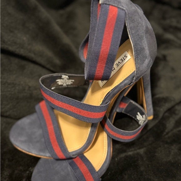 Steve Madden Blue and Red Heeled Sandals - Picture 4 of 14